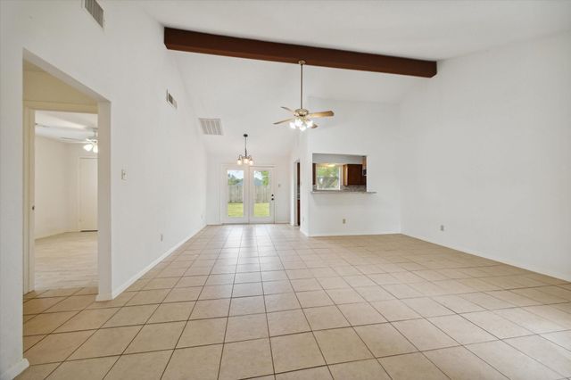 2723 N Brompton Drive, Pearland, TX 77584