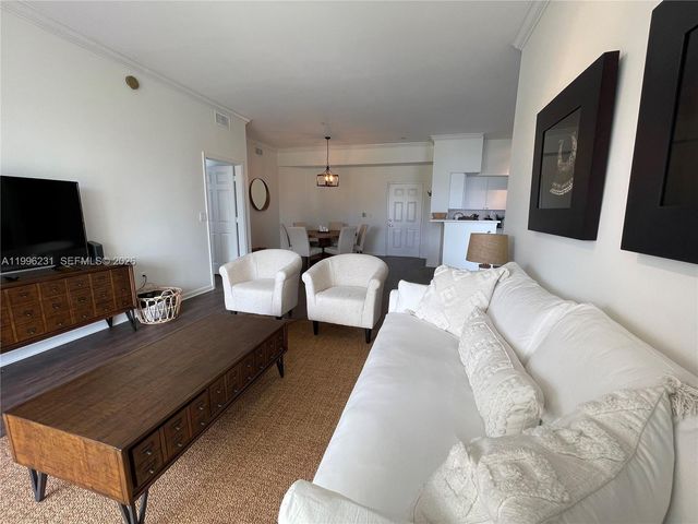 11720 Saint Andrews Pl 302, Wellington, FL 33414