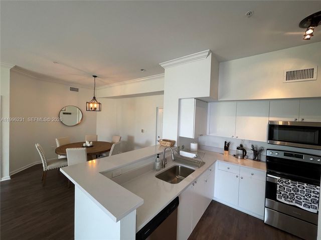 11720 Saint Andrews Pl 302, Wellington, FL 33414
