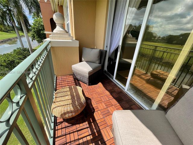 11720 Saint Andrews Pl 302, Wellington, FL 33414