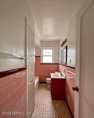 935 LANDON Avenue 3, Jacksonville, FL 32207