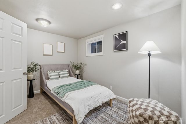 14112 W Lake Kathleen Drive SE, Renton, WA 98059