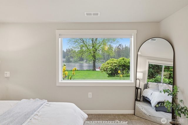14112 W Lake Kathleen Drive SE, Renton, WA 98059