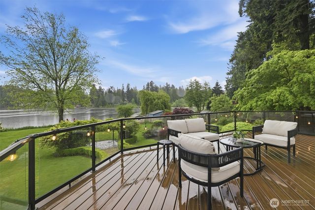 14112 W Lake Kathleen Drive SE, Renton, WA 98059