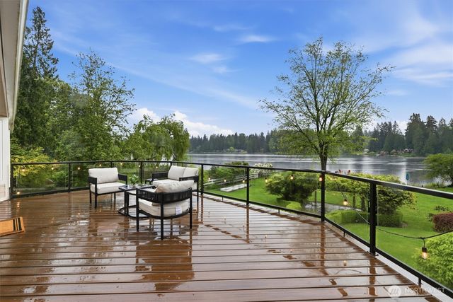 14112 W Lake Kathleen Drive SE, Renton, WA 98059