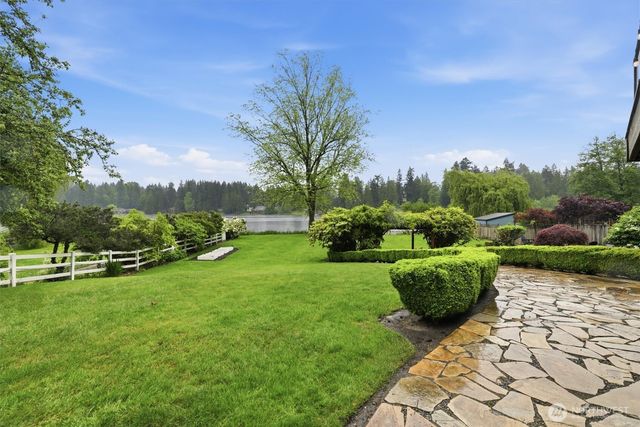 14112 W Lake Kathleen Drive SE, Renton, WA 98059
