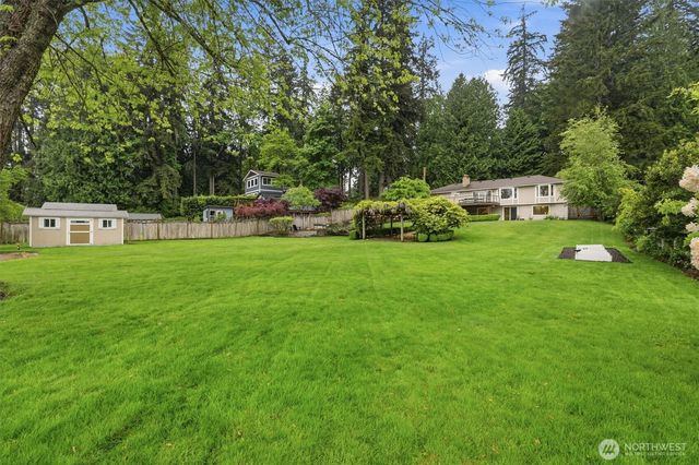 14112 W Lake Kathleen Drive SE, Renton, WA 98059