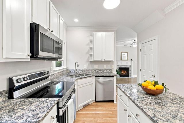 319 Pine Nut Lane, Apex, NC 27502