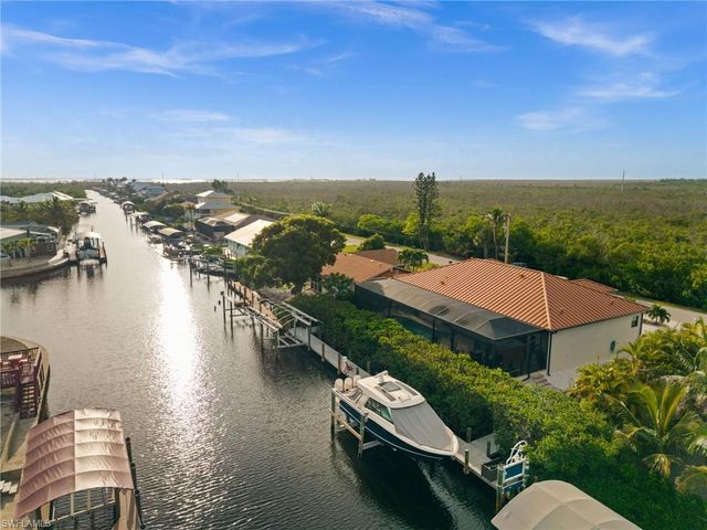 3921 Galt Island AVE, St. James City, FL 33956