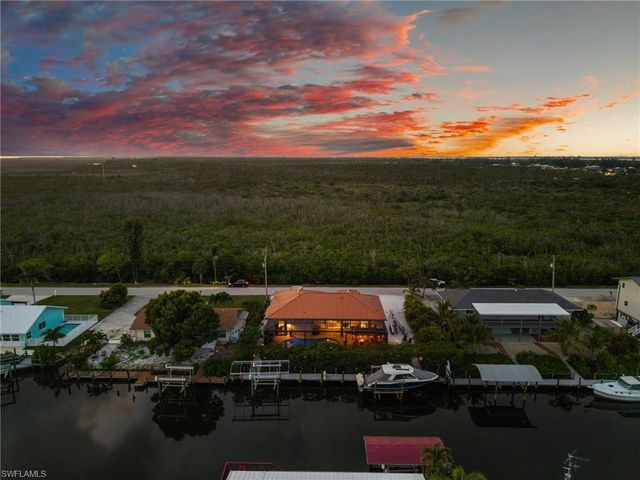 3921 Galt Island AVE, St. James City, FL 33956