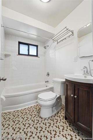 219 W 12 Mile Rd Unit C Road, Royal Oak, MI 48073