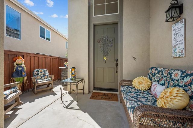 6691 Corte Eduardo, Carlsbad, CA 92009