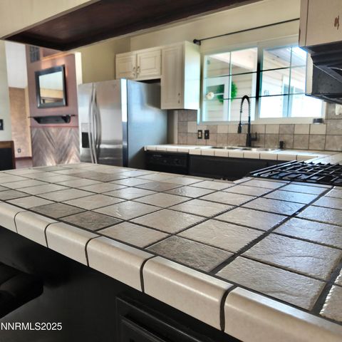 455 Connely Street, Hawthorne, NV 89415