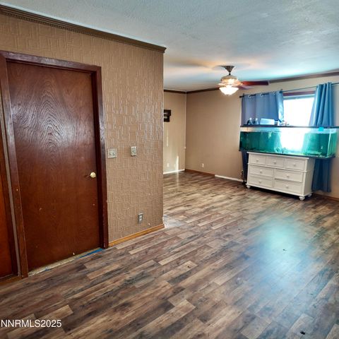 455 Connely Street, Hawthorne, NV 89415