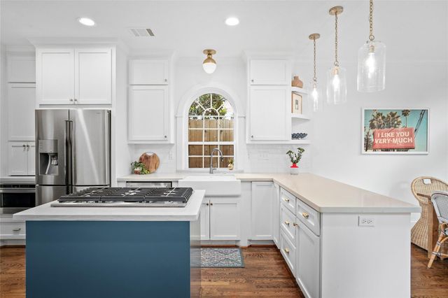 4417 Betty Street, Bellaire, TX 77401