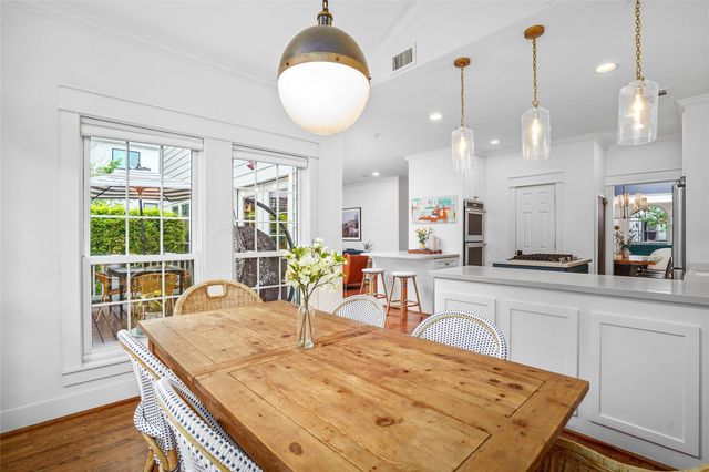 4417 Betty Street, Bellaire, TX 77401