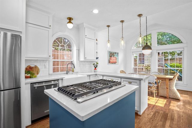 4417 Betty Street, Bellaire, TX 77401