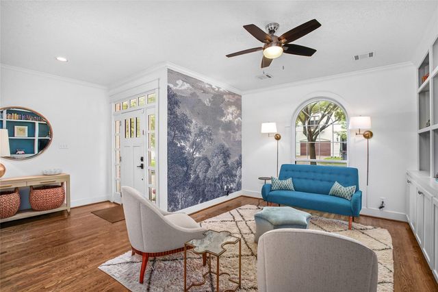 4417 Betty Street, Bellaire, TX 77401