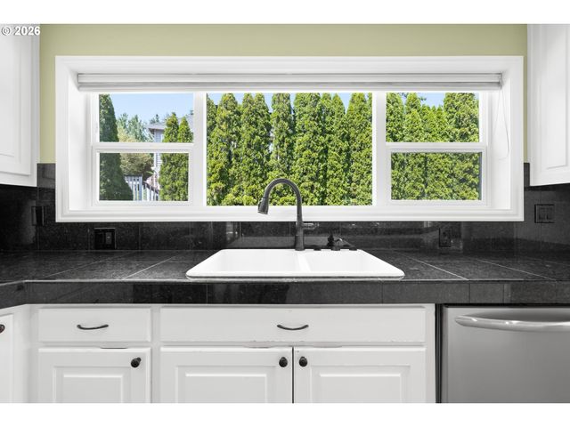 12447 Se WILLIAM OTTY Rd, Happy Valley, OR 97086