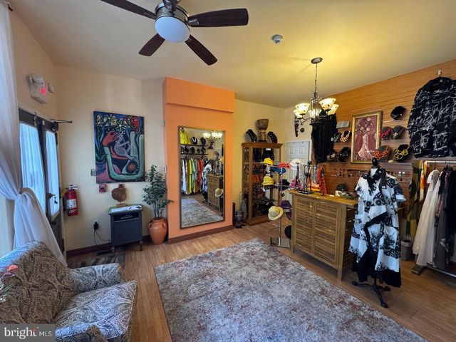 3836 LANCASTER AVE, Philadelphia, PA 19104