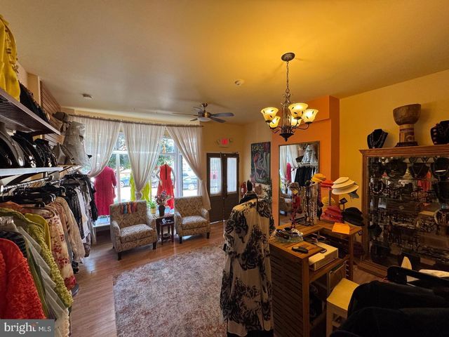 3836 LANCASTER AVE, Philadelphia, PA 19104