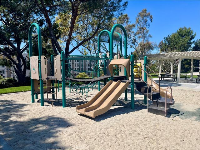9 Stanford Court 102, Irvine, CA 92612