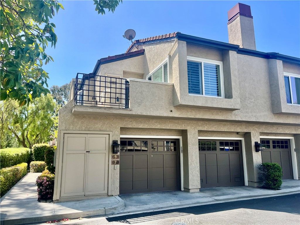 9 Stanford Court 102, Irvine, CA 92612