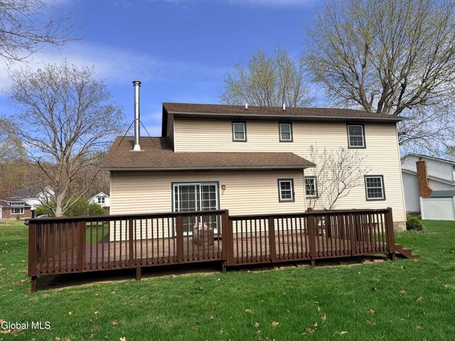 606 Tedesco Court, Schenectady, NY 12303