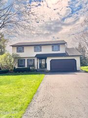 606 Tedesco Court, Schenectady, NY 12303