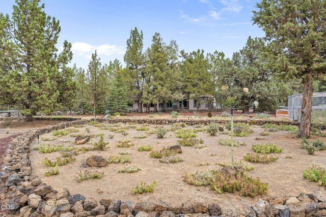 64699 McGrath Road, Bend, OR 97701
