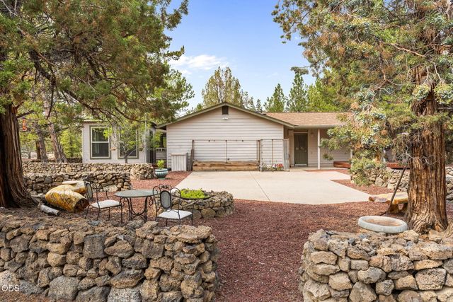 64699 McGrath Road, Bend, OR 97701