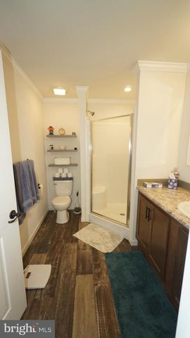 4207 DARBY DR, Morrisville, PA 19067