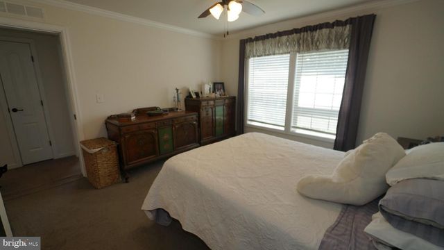 4207 DARBY DR, Morrisville, PA 19067
