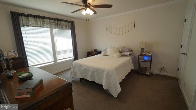 4207 DARBY DR, Morrisville, PA 19067