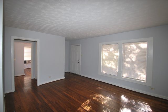 6918 Lockheed Avenue, Dallas, TX 75209