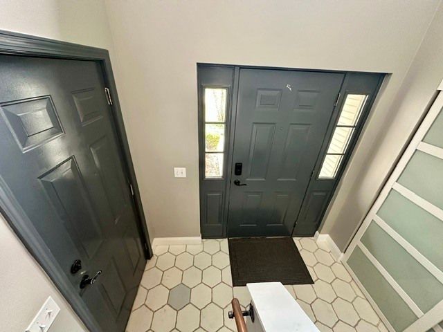 2643 Granite Court B, Crystal Lake, IL 60012