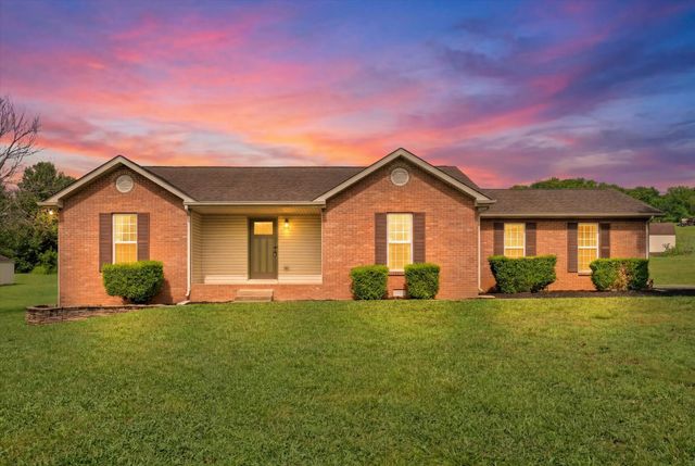 1141 Old Mack Rd, Clarksville, TN 37040
