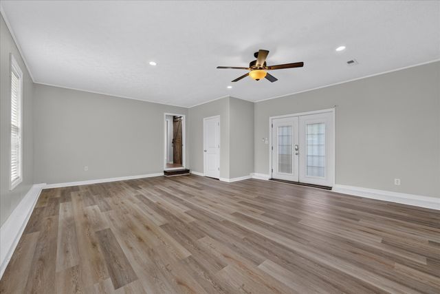 1141 Old Mack Rd, Clarksville, TN 37040