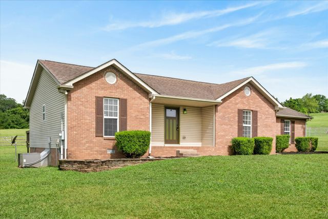 1141 Old Mack Rd, Clarksville, TN 37040