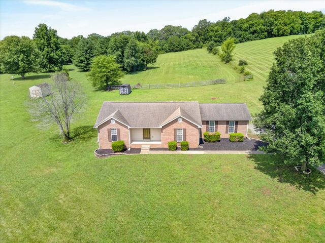 1141 Old Mack Rd, Clarksville, TN 37040