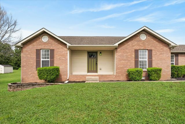 1141 Old Mack Rd, Clarksville, TN 37040