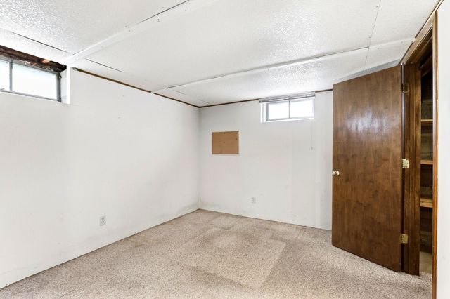 3988 Wisconsin Avenue N, New Hope, MN 55427