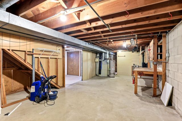3988 Wisconsin Avenue N, New Hope, MN 55427