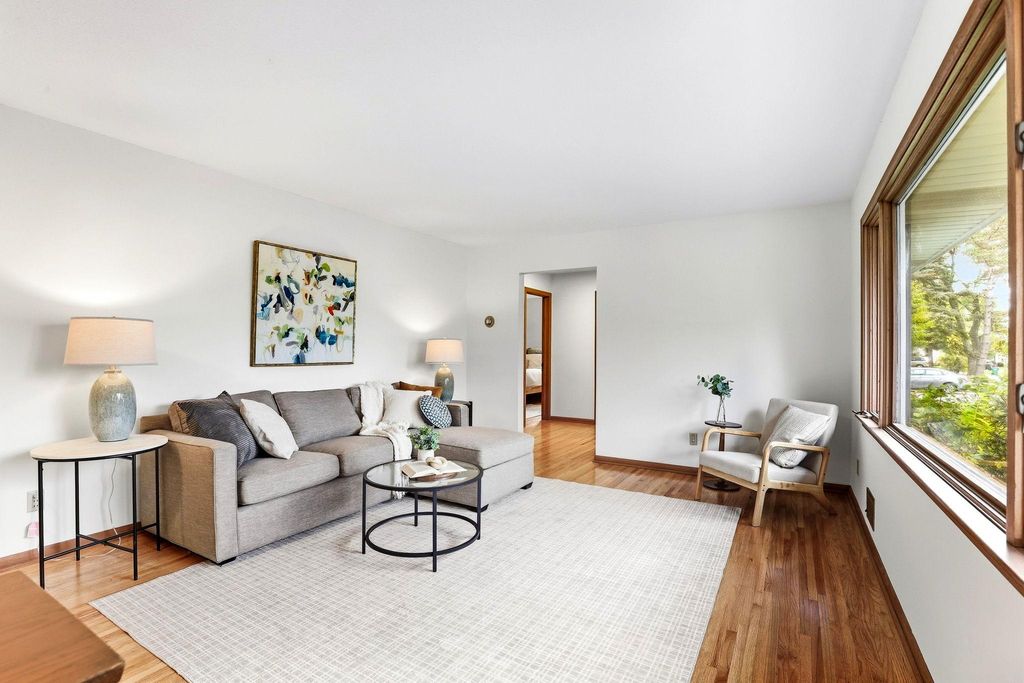 3988 Wisconsin Avenue N, New Hope, MN 55427 — photo 2