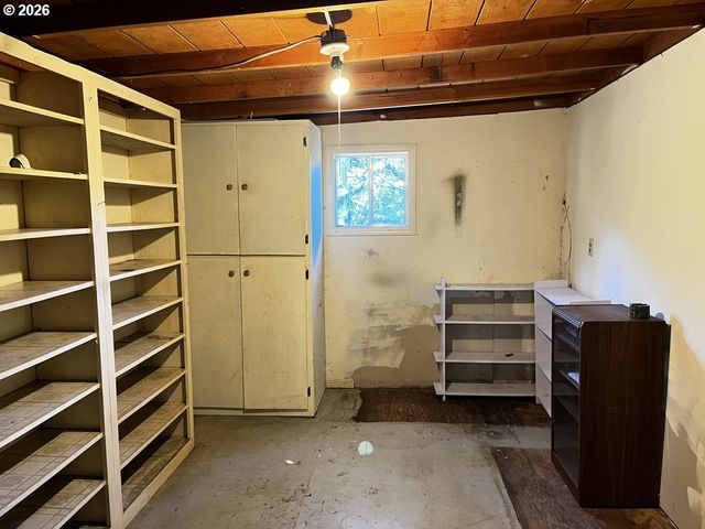 1600 RHODODENDRON Dr 21, Florence, OR 97439