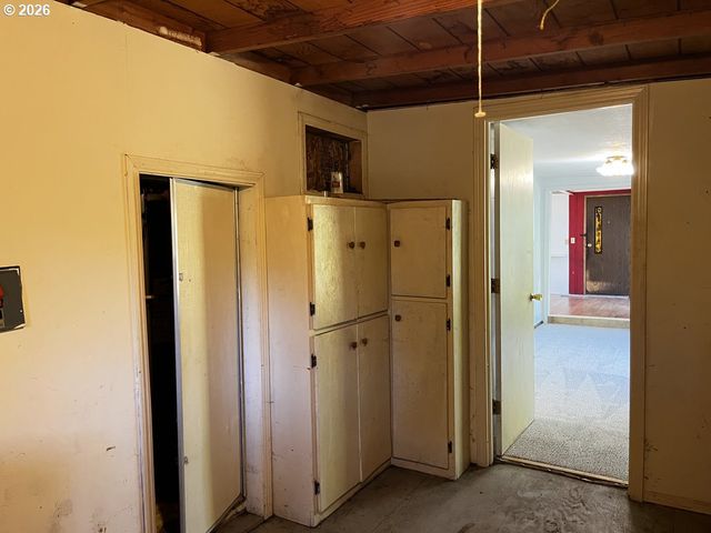 1600 RHODODENDRON Dr 21, Florence, OR 97439