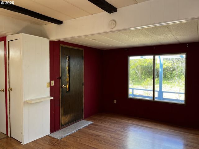 1600 RHODODENDRON Dr 21, Florence, OR 97439