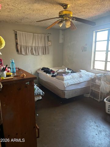 3315 E OAK Street, Phoenix, AZ 85008