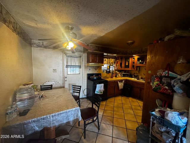 3315 E OAK Street, Phoenix, AZ 85008