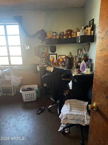 3315 E OAK Street, Phoenix, AZ 85008